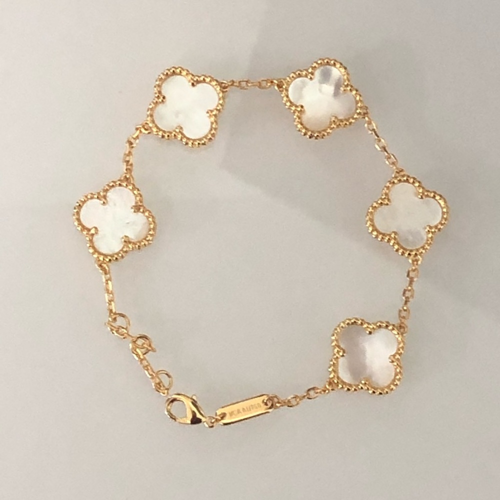 Mother of pearl clover bracelet yellow gold titan